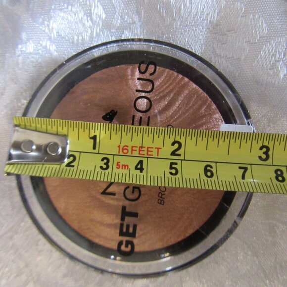 Any 3 for $38.00 Powder Bronzer or Highlighter -No Less - Picture 7 of 7